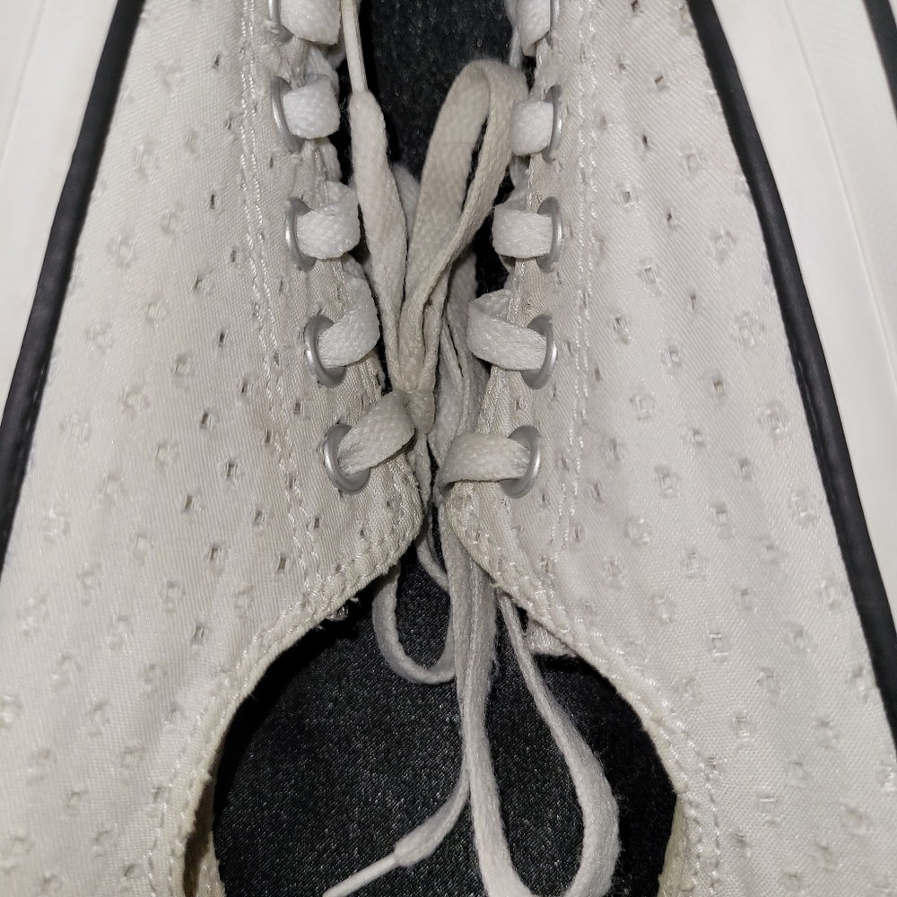 Women's Convers - Picture 11 of 12